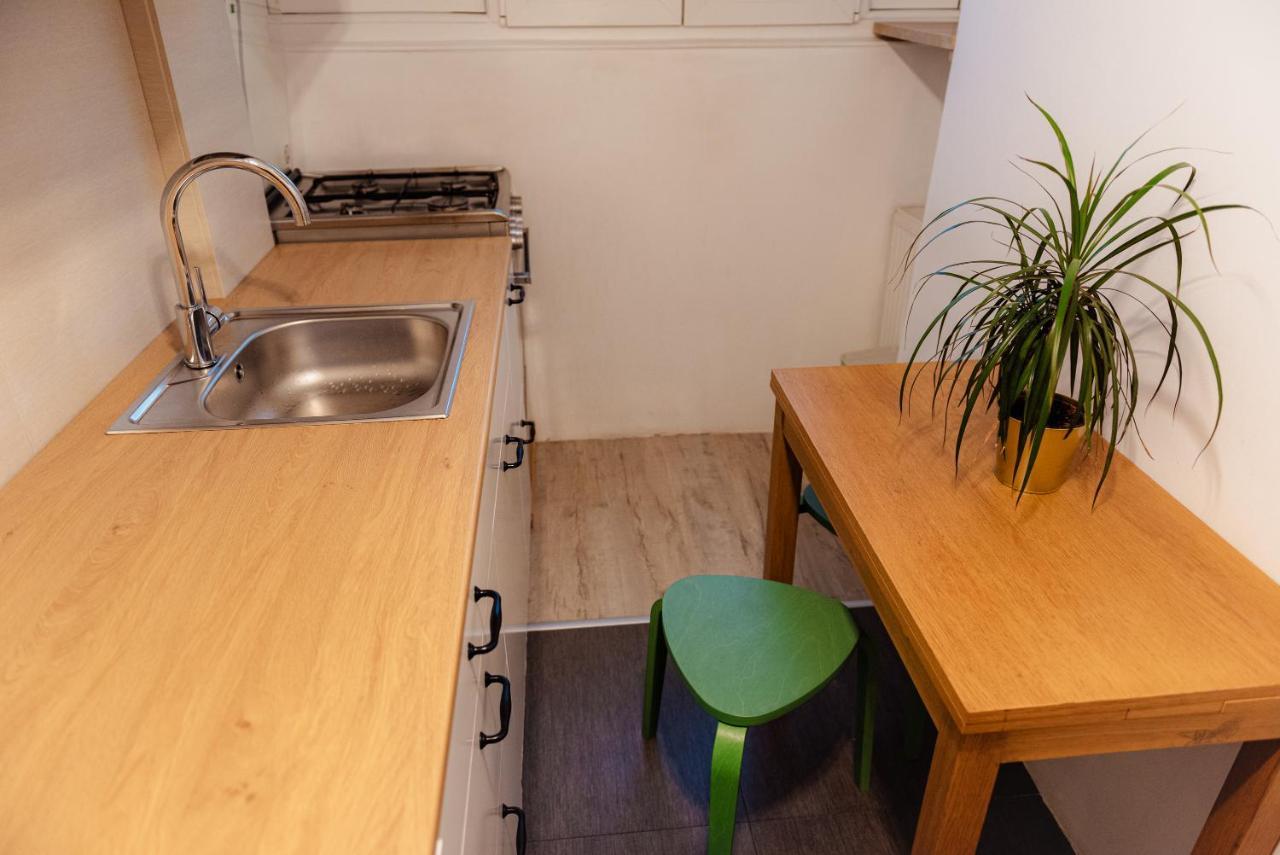 City Center Downtown Apartment ブカレスト エクステリア 写真